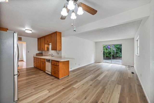 4054 Milton Ave, Castro Valley, CA 94546
