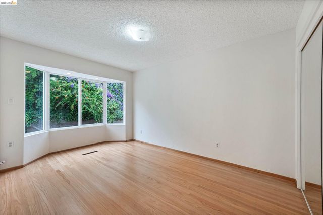 4054 Milton Ave, Castro Valley, CA 94546