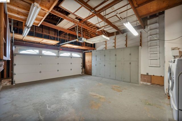 4054 Milton Ave, Castro Valley, CA 94546