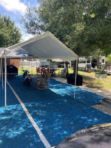 551 Ave del Sur, Clewiston, FL 33440