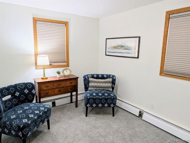 23211 Glenbrook Street, Saint Clair Shores, MI 48082