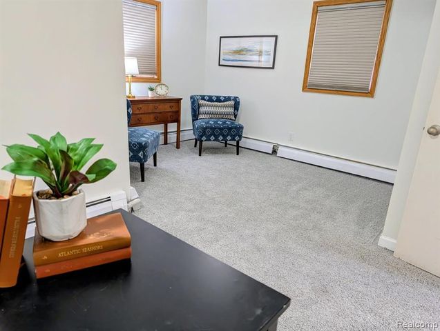 23211 Glenbrook Street, Saint Clair Shores, MI 48082