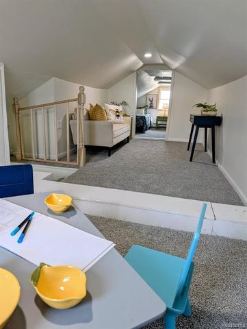 23211 Glenbrook Street, Saint Clair Shores, MI 48082