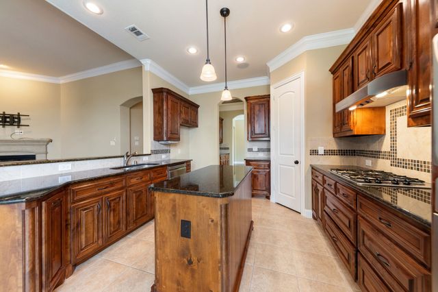 2024 Sterling Trace Drive, Keller, TX 76248