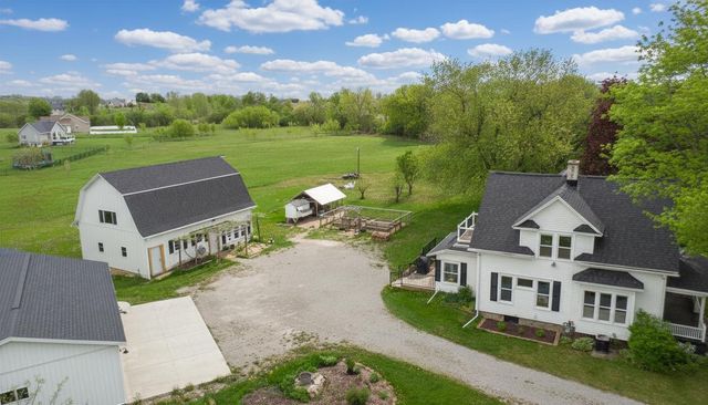 1417 COUNTY RD JJ, Neenah, WI 54956