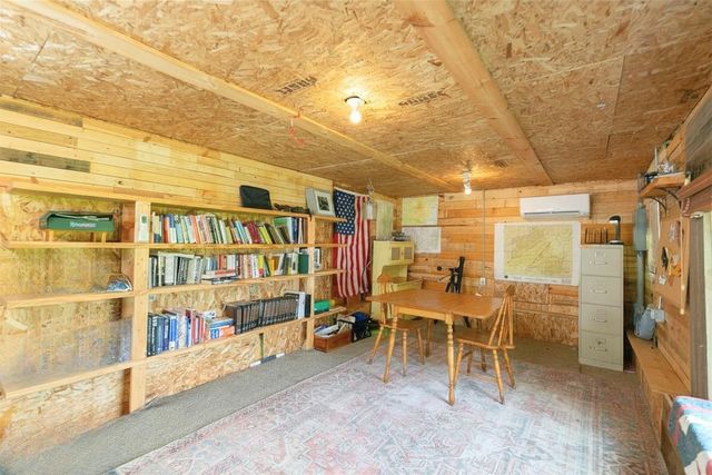1417 COUNTY RD JJ, Neenah, WI 54956