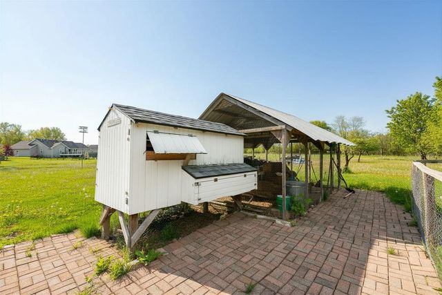 1417 COUNTY RD JJ, Neenah, WI 54956
