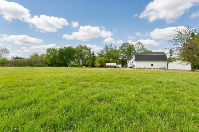 1417 COUNTY RD JJ, Neenah, WI 54956