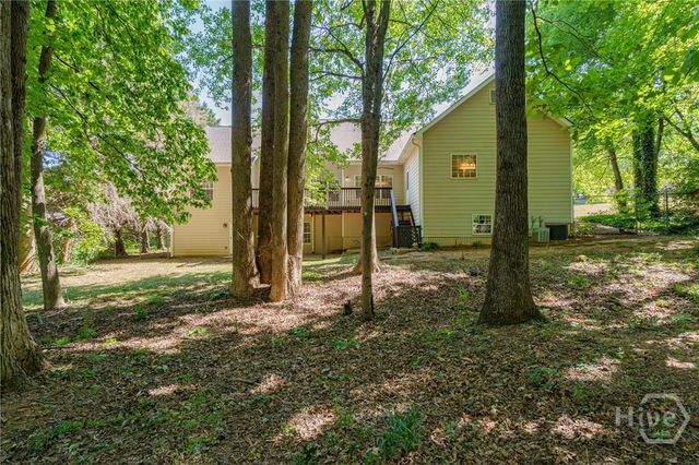 149 Walnut Ridge Drive, Hoschton, GA 30548