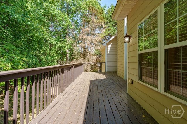 149 Walnut Ridge Drive, Hoschton, GA 30548