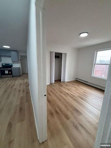 44 Garfield Avenue 3, Garfield, NJ 07026