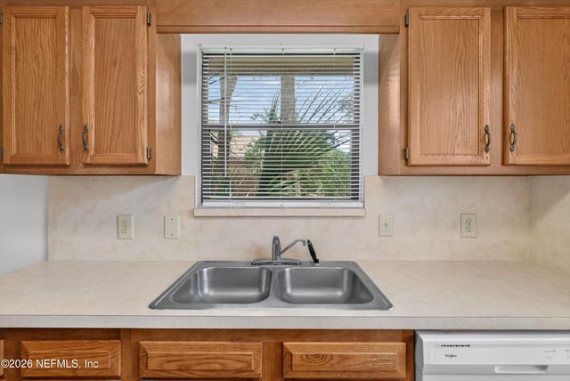 1445 CLASSIC OAK Road W, Jacksonville, FL 32225