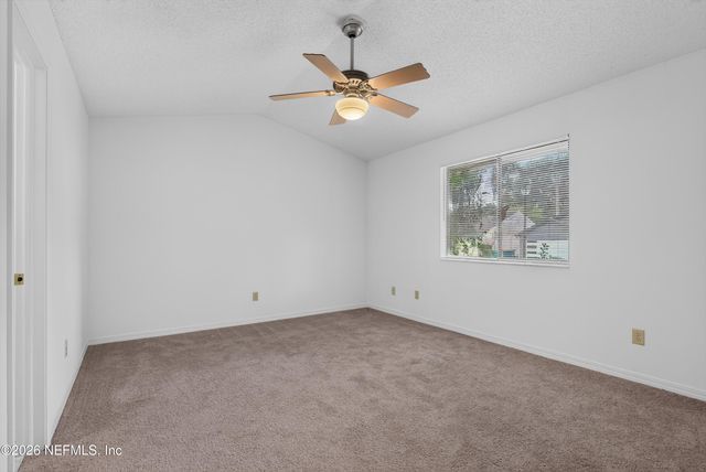 1445 CLASSIC OAK Road W, Jacksonville, FL 32225
