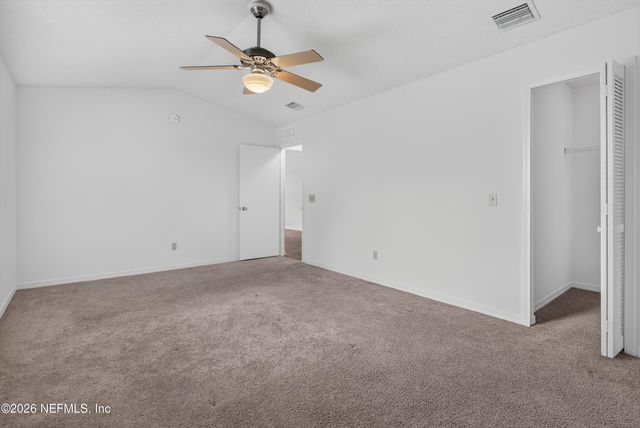 1445 CLASSIC OAK Road W, Jacksonville, FL 32225
