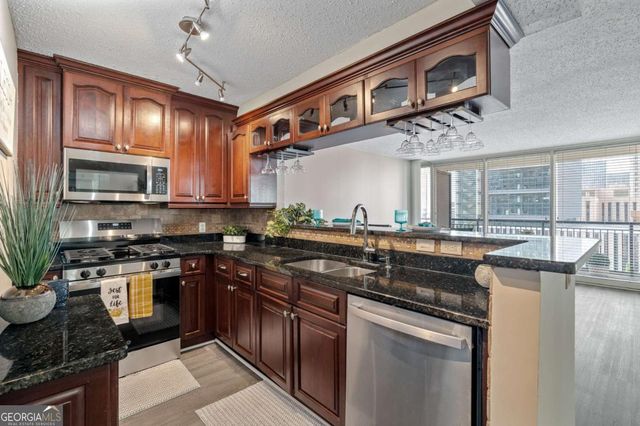 620 Peachtree Street NE 911, Atlanta, GA 30308