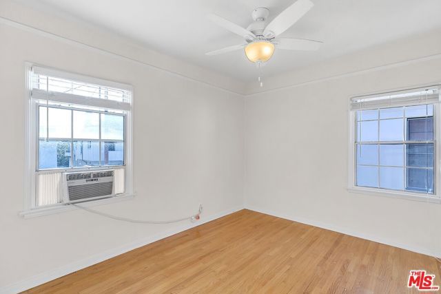 635 S Burnside Avenue, Los Angeles, CA 90036