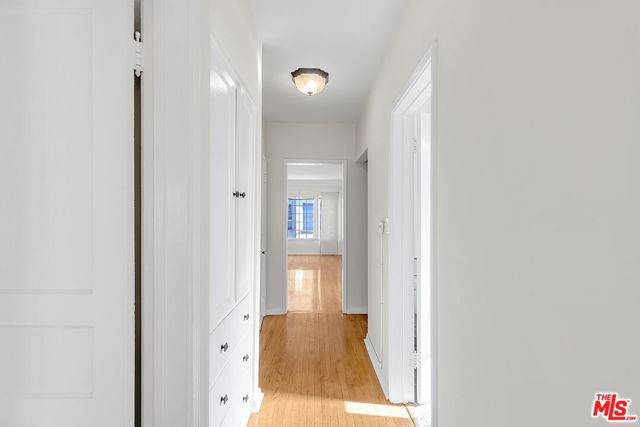 635 S Burnside Avenue, Los Angeles, CA 90036