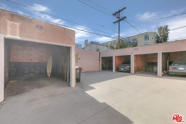 635 S Burnside Avenue, Los Angeles, CA 90036