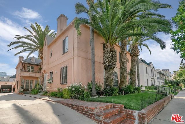 635 S Burnside Avenue, Los Angeles, CA 90036