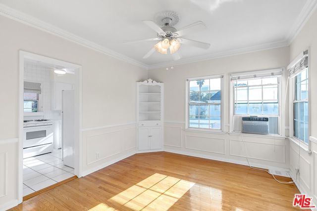 635 S Burnside Avenue, Los Angeles, CA 90036