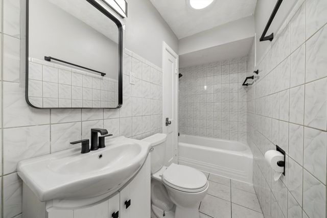 2131 170th Street, Hazel Crest, IL 60429