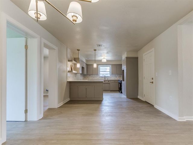 4520 NW 46th Street, Oklahoma City, OK 73122