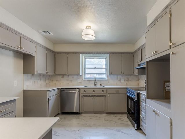 4520 NW 46th Street, Oklahoma City, OK 73122