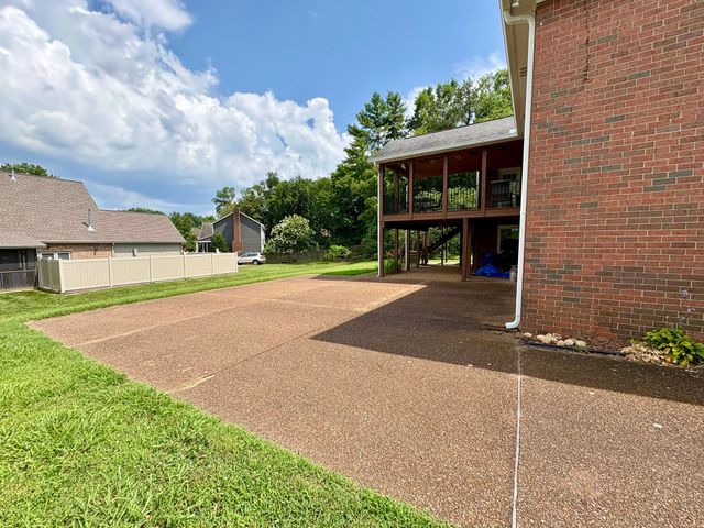 228 Cambridge Pl, Franklin, TN 37067
