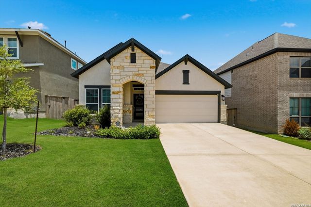 2650 Vistablue Ln, San Antonio, TX 78245