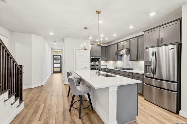2650 Vistablue Ln, San Antonio, TX 78245