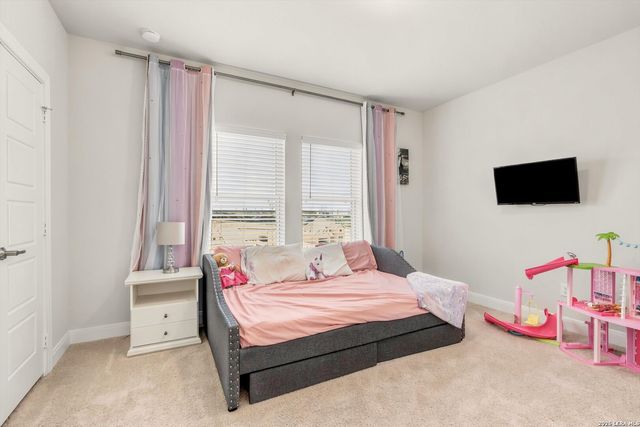 2650 Vistablue Ln, San Antonio, TX 78245