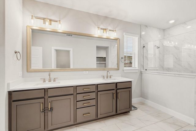 2650 Vistablue Ln, San Antonio, TX 78245