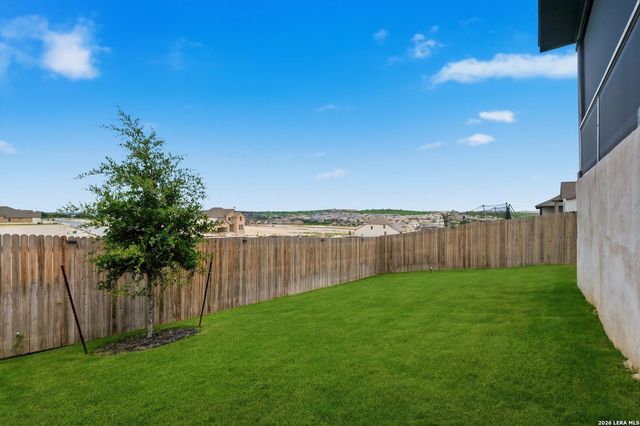 2650 Vistablue Ln, San Antonio, TX 78245