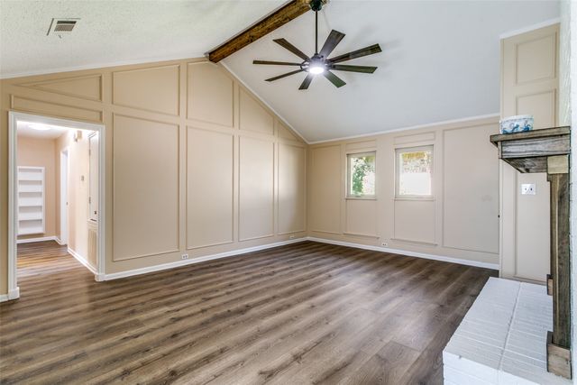 922 Boxwood Drive, Lewisville, TX 75067
