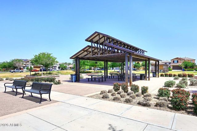 9534 E TRIPOLI Avenue E, Mesa, AZ 85212