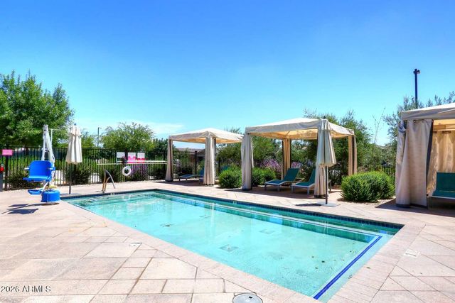 9534 E TRIPOLI Avenue E, Mesa, AZ 85212