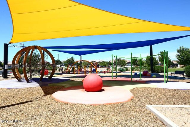 9534 E TRIPOLI Avenue E, Mesa, AZ 85212