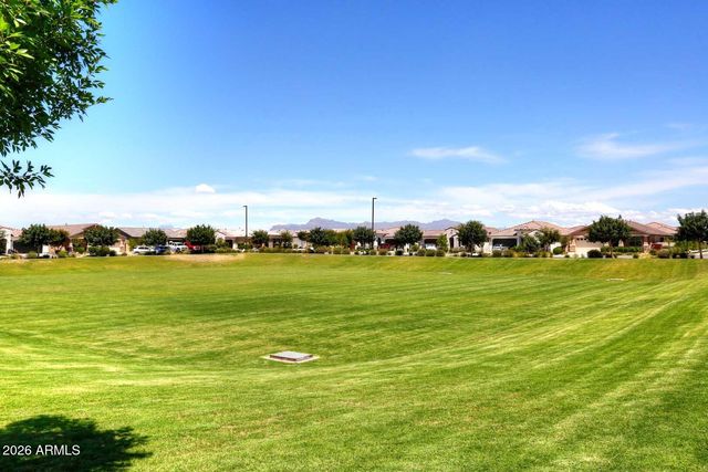 9534 E TRIPOLI Avenue E, Mesa, AZ 85212