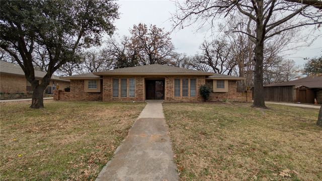 429 Headlee Street, Denton, TX 76201