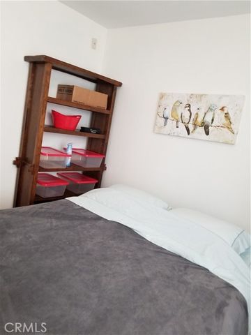 5920 Carell Ave., Agoura Hills, CA 91301