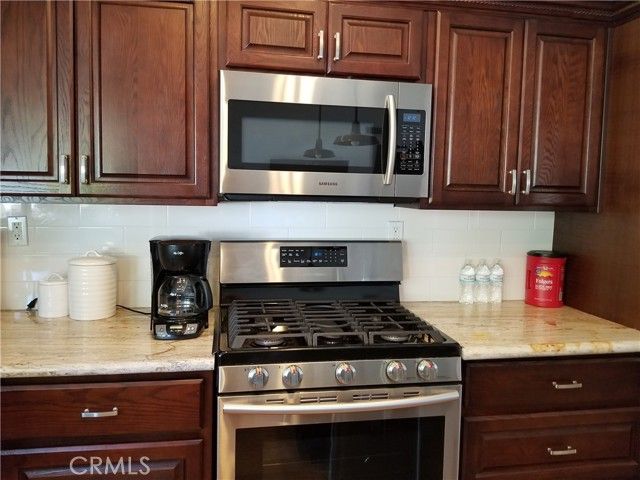 5920 Carell Ave., Agoura Hills, CA 91301