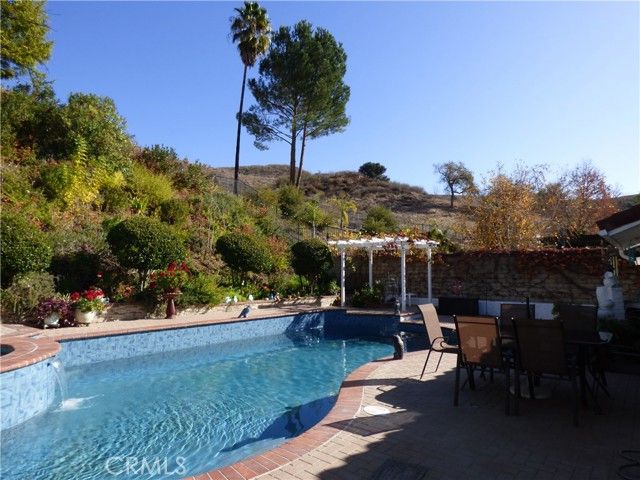 5920 Carell Ave., Agoura Hills, CA 91301