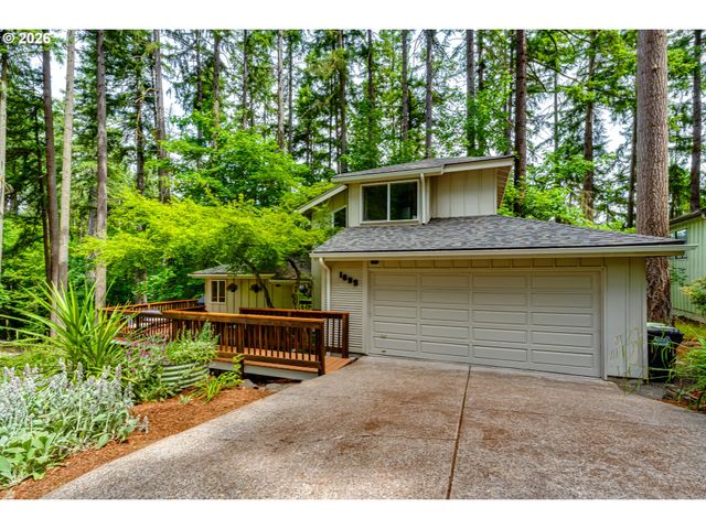 1695 CAMEO Dr, Eugene, OR 97405