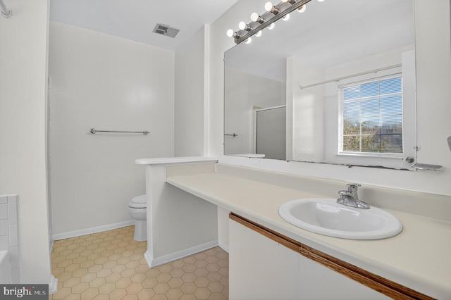 18314 HALLMARK CT, Gaithersburg, MD 20879