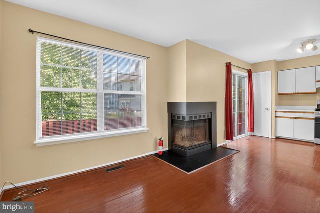 18314 HALLMARK CT, Gaithersburg, MD 20879