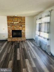 6015 SUNNY MEADOWS DR, Fredericksburg, VA 22407