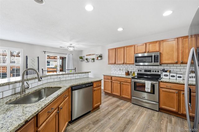 21983 E Crestline Lane, Aurora, CO 80015