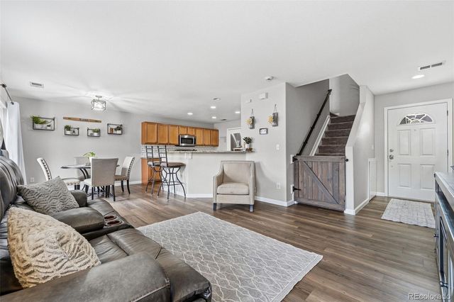 21983 E Crestline Lane, Aurora, CO 80015