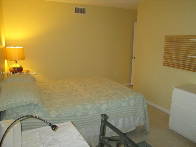 250 180th Dr 308, Sunny Isles Beach, FL 33160