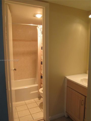 250 180th Dr 308, Sunny Isles Beach, FL 33160